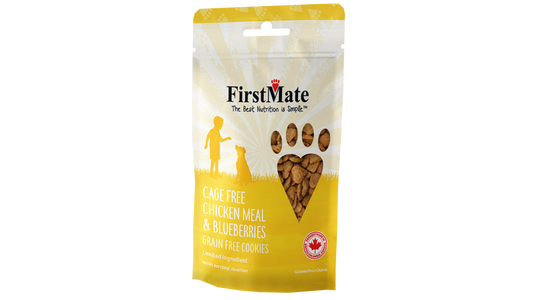 First Mate Cage Free Chicken & Blueberries Treats